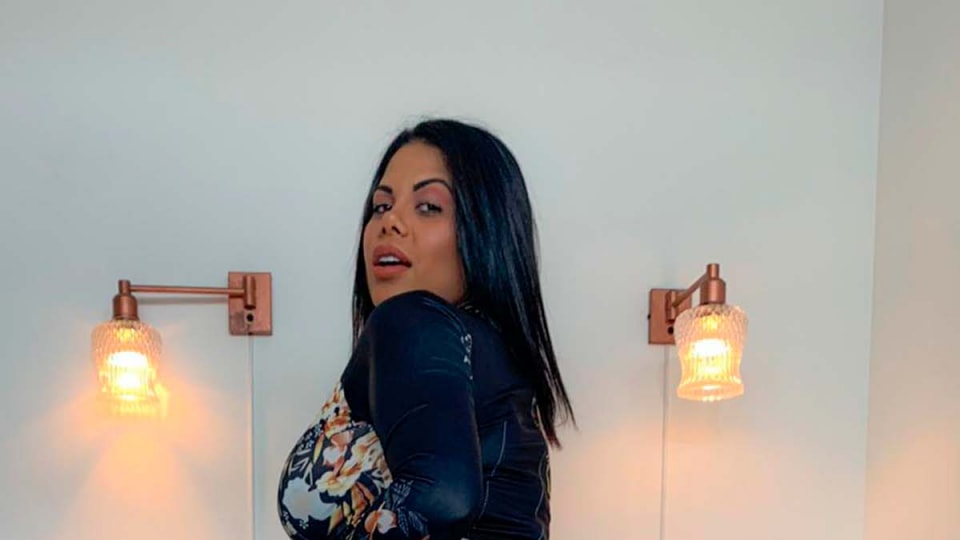 SEXMEX Tomando un baño . Kesha Ortega