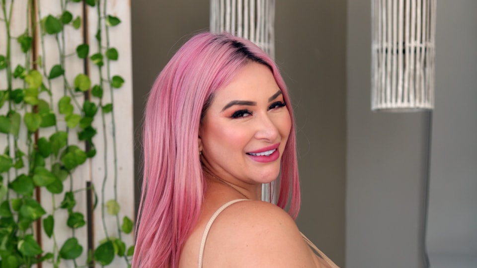 SEXMEX Arresto a la MILF tetona . Loree Love