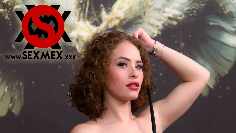 SEXMEX Deliciosa Pelirroja . Karol Jaramillo