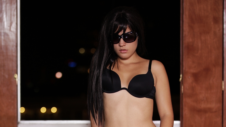 SEXMEX Tongue & milk