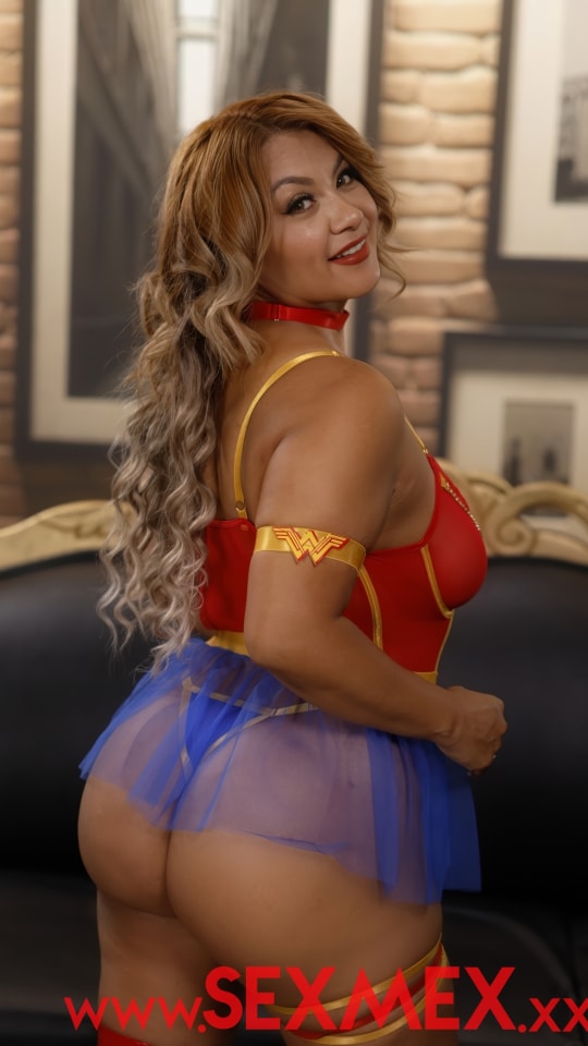 SEXMEX HALLOWEEN AFTER PARTY WITH MY STEPMOM . Sandra Paola