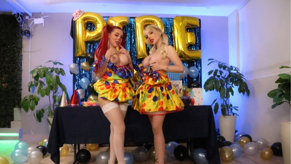 SEXMEX SEXY CLOWNETTE . Nicole Zurich