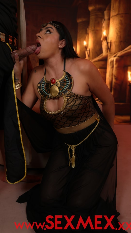 SEXMEX De Stiefmoeder van de Farao . Melany Latina SEXMEX De Stiefmoeder van de Farao . Melany Latina