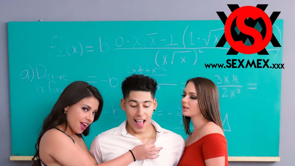 SEXMEX Lesbian seduction . Emily Thorne and Malena Doll