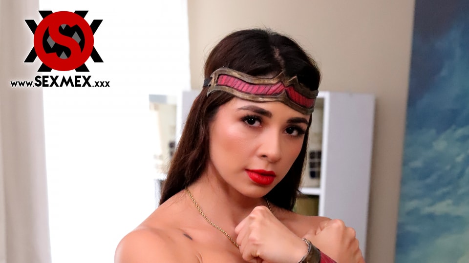 SEXMEX Wonder Woman Parte 1 . Silvana Lee