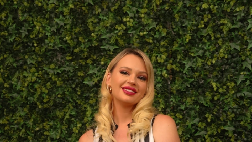 SEXMEX THE SUPERBOWL SPECIAL . Emily Thorne