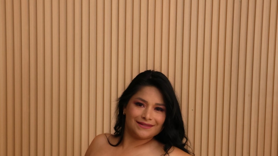 SEXMEX JOB INTERVIEWING HER BEST FRIENDS HUSBAND . Mia Sanz 