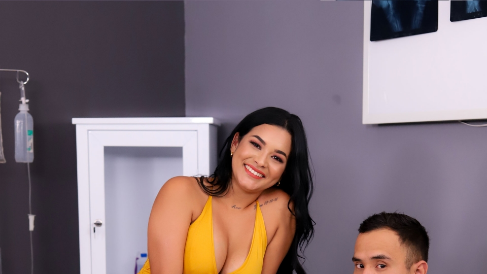 SEXMEX Revisión con el doctor . Camila Costa