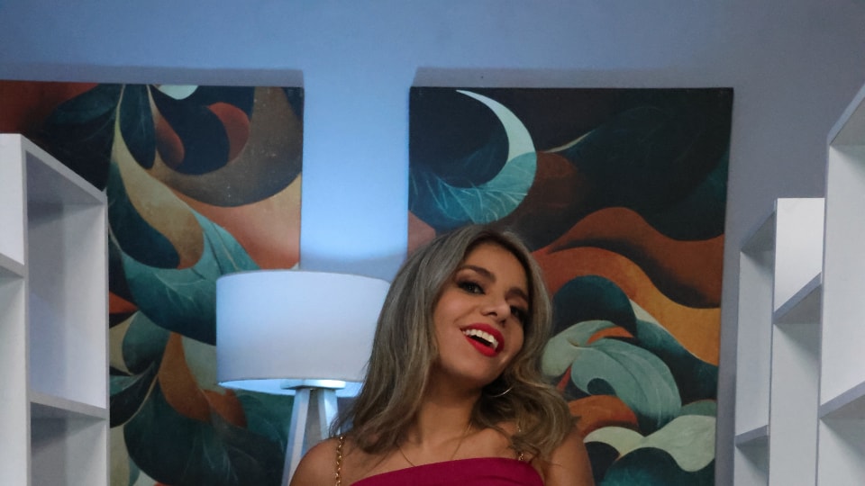 SEXMEX Atrapada . Malena Doll