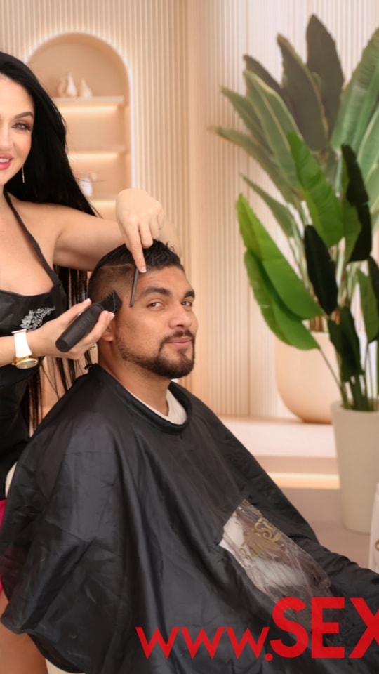 SEXMEX SEXY HAIRSTYLIST . Estela Osorio