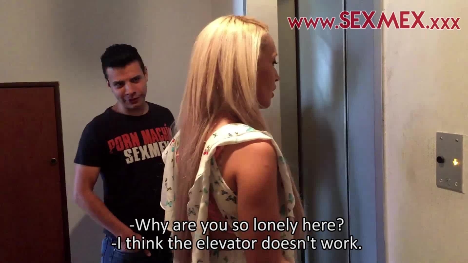 SEXMEX 隣人 . Silvana Martell