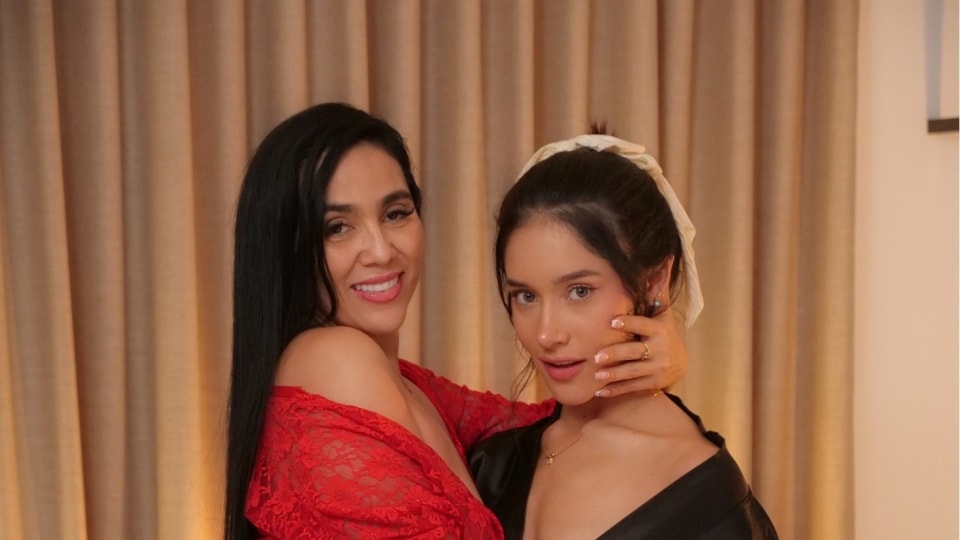 SEXMEX SEX LESSONS . Sarah Black Carolina Guerrero