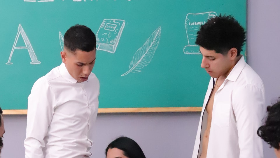 SEXMEX Pleasing teacher . Cassandra Luján