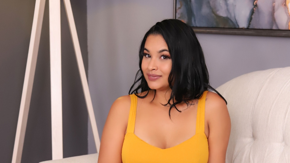 SEXMEX Asking for a job as a secretary . Camila Costa