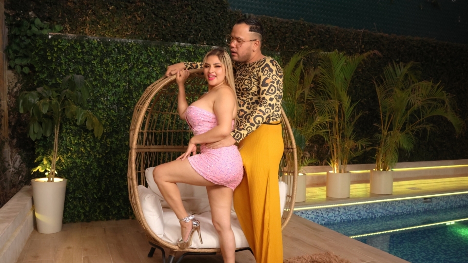 SEXMEX El Falso Gay Le Da Consuelo . Haide Unique