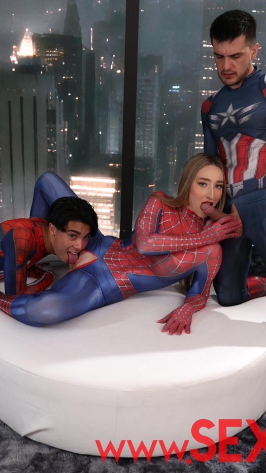 SEXMEX SPIDER GIRL BANGED BY SUPERHEROES . LULA