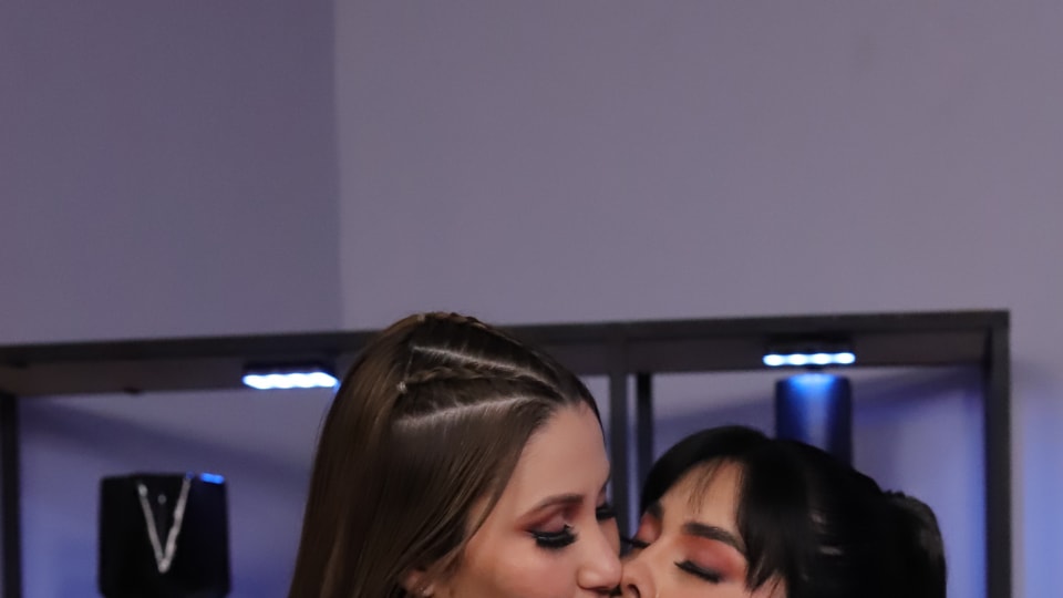 SEXMEX College reunion . Angie Miller . Nicole Zurich