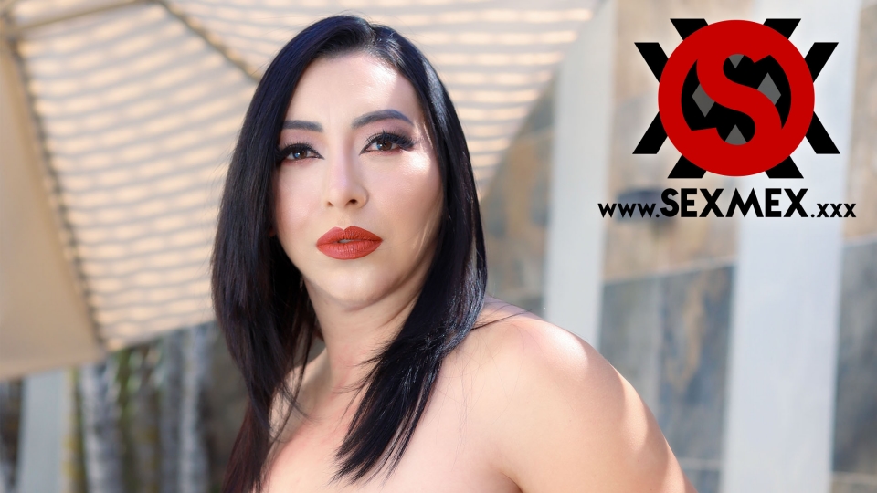 SEXMEX Paying Off the Debt to the Students Club . Kari Cachonda