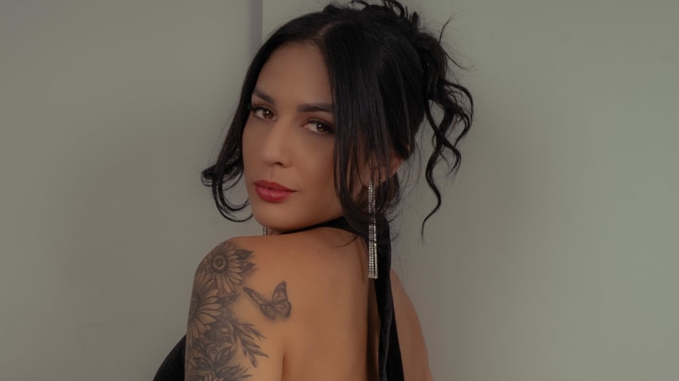 SEXMEX Se Arrepiente De Divorciarse Y Obtiene Una Buena Follada . Ashley Sanz