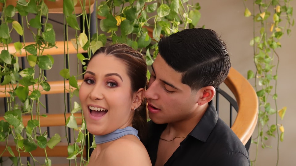 SEXMEX La maquillista . Angie Miller