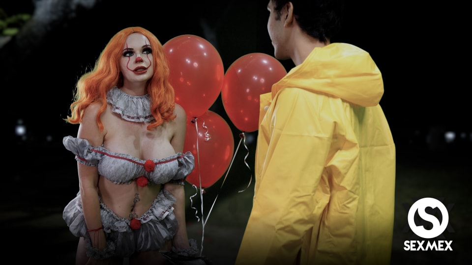 SEXMEX Halloween special - Sexy and scary . Emily Thorne
