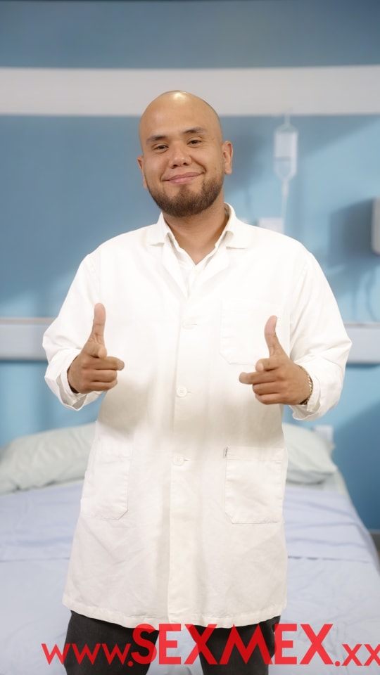 SEXMEX SHE JUST GOT HER BOOBS DONE . Emily Thorne SEXMEX SHE JUST GOT HER BOOBS DONE . Emily Thorne