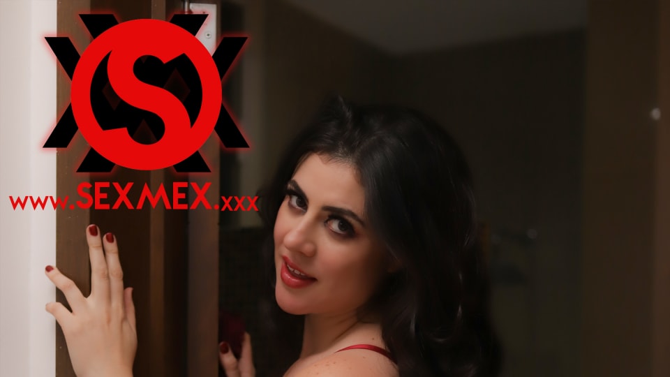 SEXMEX Pushed by Her Step Son Elber . Claudia Valenzuela