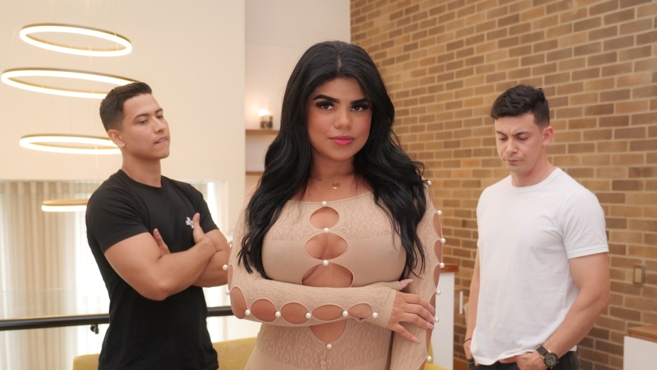 SEXMEX Enamorada De Dos Hombres . Roxsana Gutierrez