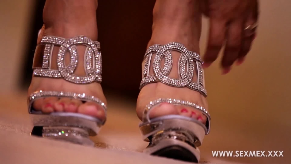 SEXMEX Charlys StepMom