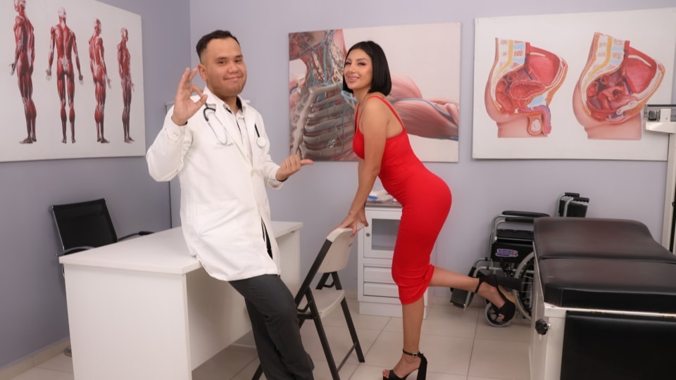 SEXMEX FIERY PATIENT . Maria Rojas