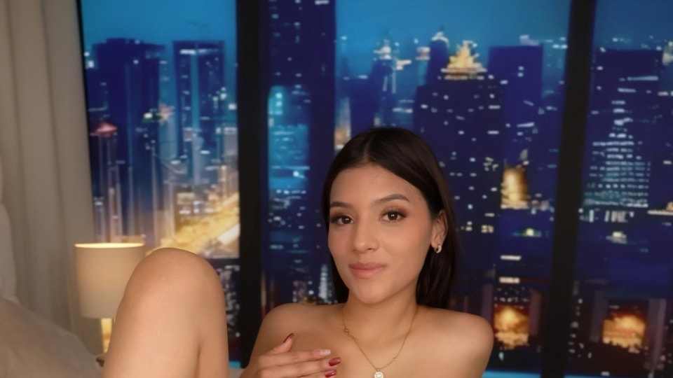 SEXMEX MY STEPSIS IS AFRAID OF THUNDER . Danna Vallejo