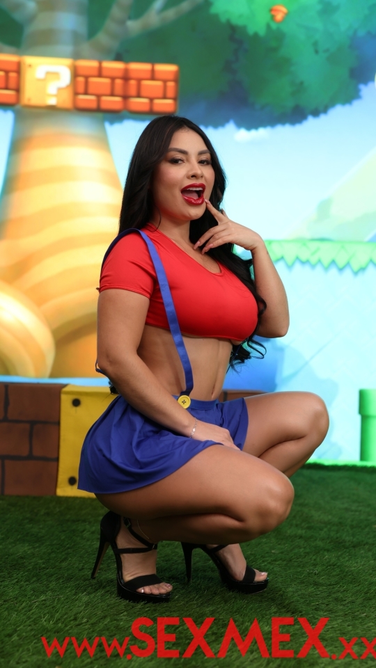 SEXMEX A THREESOME WITH THE BROS . Alejandra Palacios