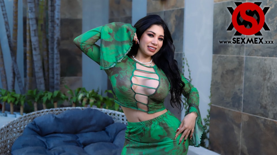 SEXMEX Sexy and naughty stepsister - Superbowl special . Giselle Montes