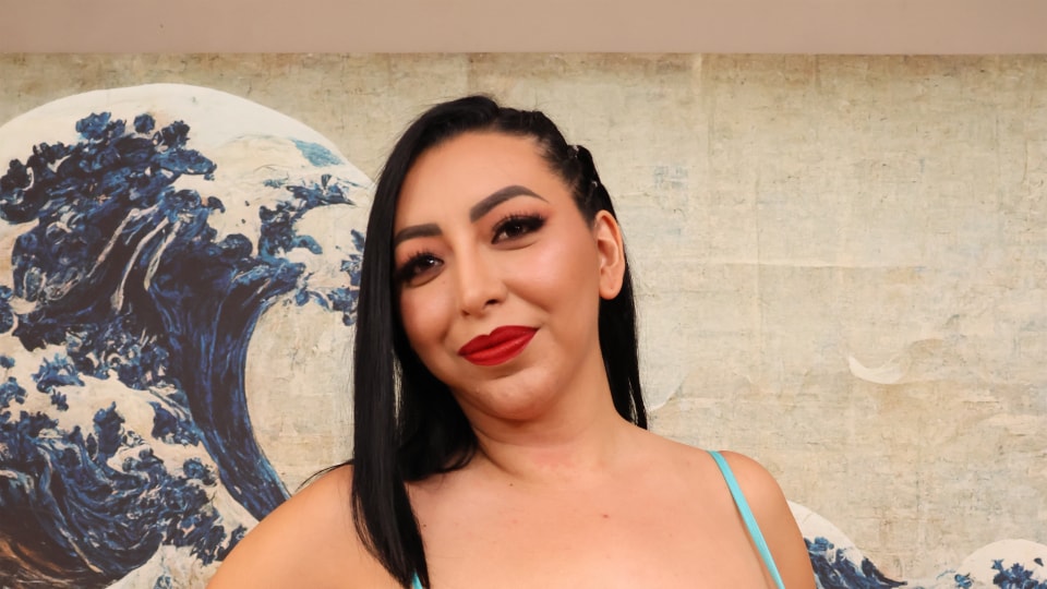 SEXMEX Step-moms dancing lessons . Kari Cachonda