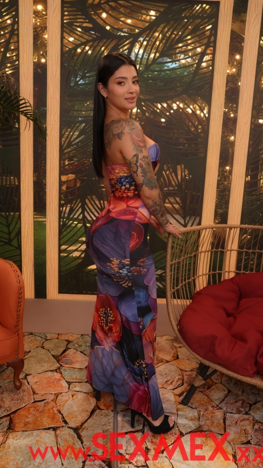 SEXMEX La Reunion . Salome Gil