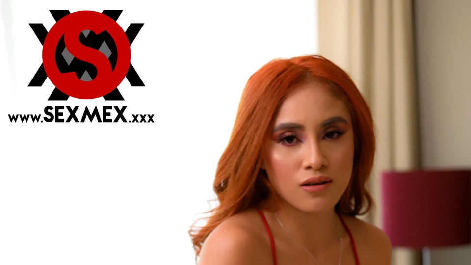 SEXMEX Estrenando el chiquito . Sarah Rose