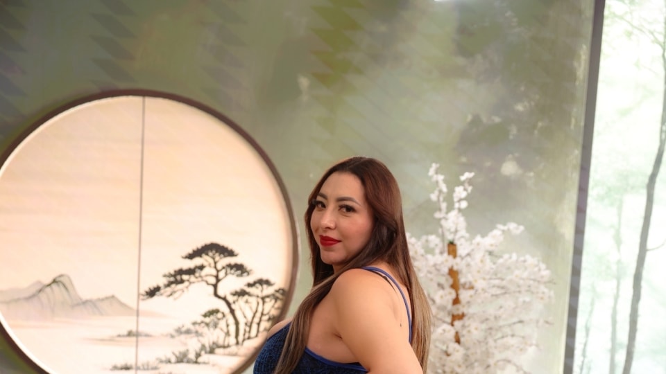 SEXMEX BUSTY MILF AND SEXUAL CYBORG . Kari Cachonda