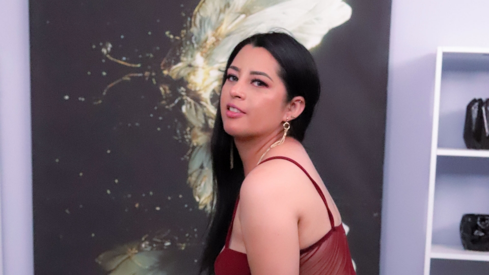 SEXMEX Stepmom and stepson go to therapy . Cassandra