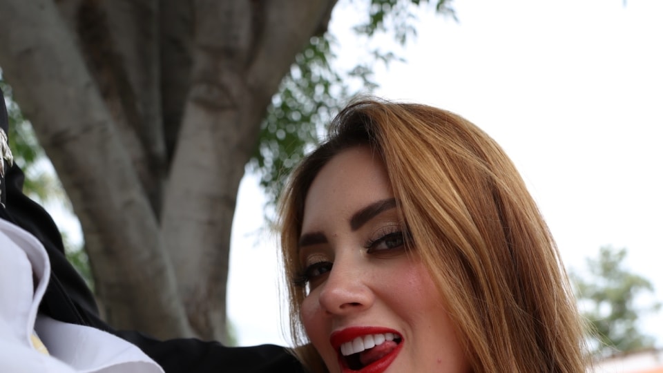 SEXMEX THE RETURN OF CHARRO VERGARA 1 . Sara Blonde