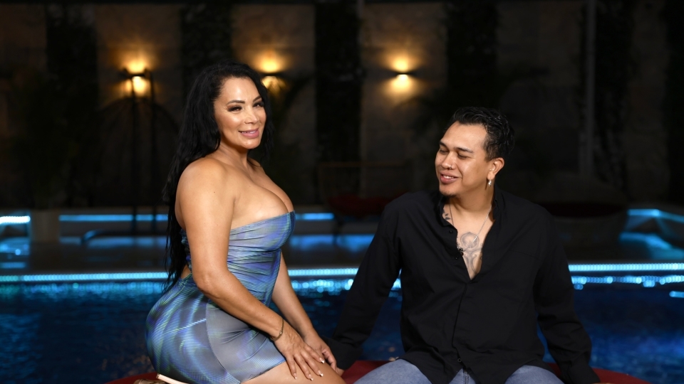 SEXMEX La Suegra Culona Y Caliente . Gali Diva