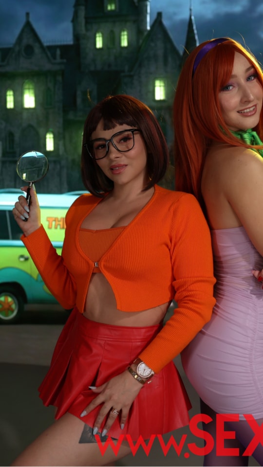 SEXMEX NO SCOOBY DOO - FREDDY AND DAFNE - BANGIN IN THE HAUNTED MANSION  . Lula Stocch